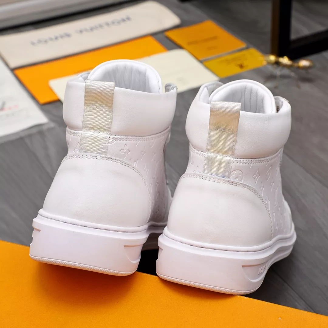 Trendy 6636 Louis Vuitton High Tops Shoes For Men