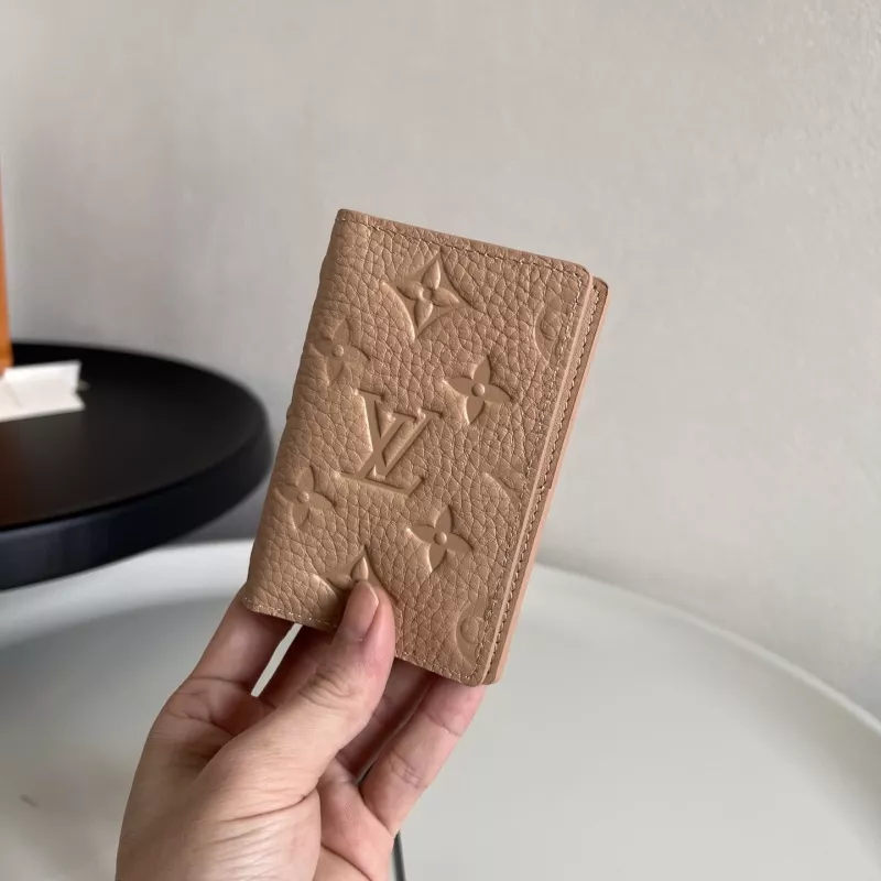 Trendy 6648 Louis Vuitton AAA Quality Card Case
