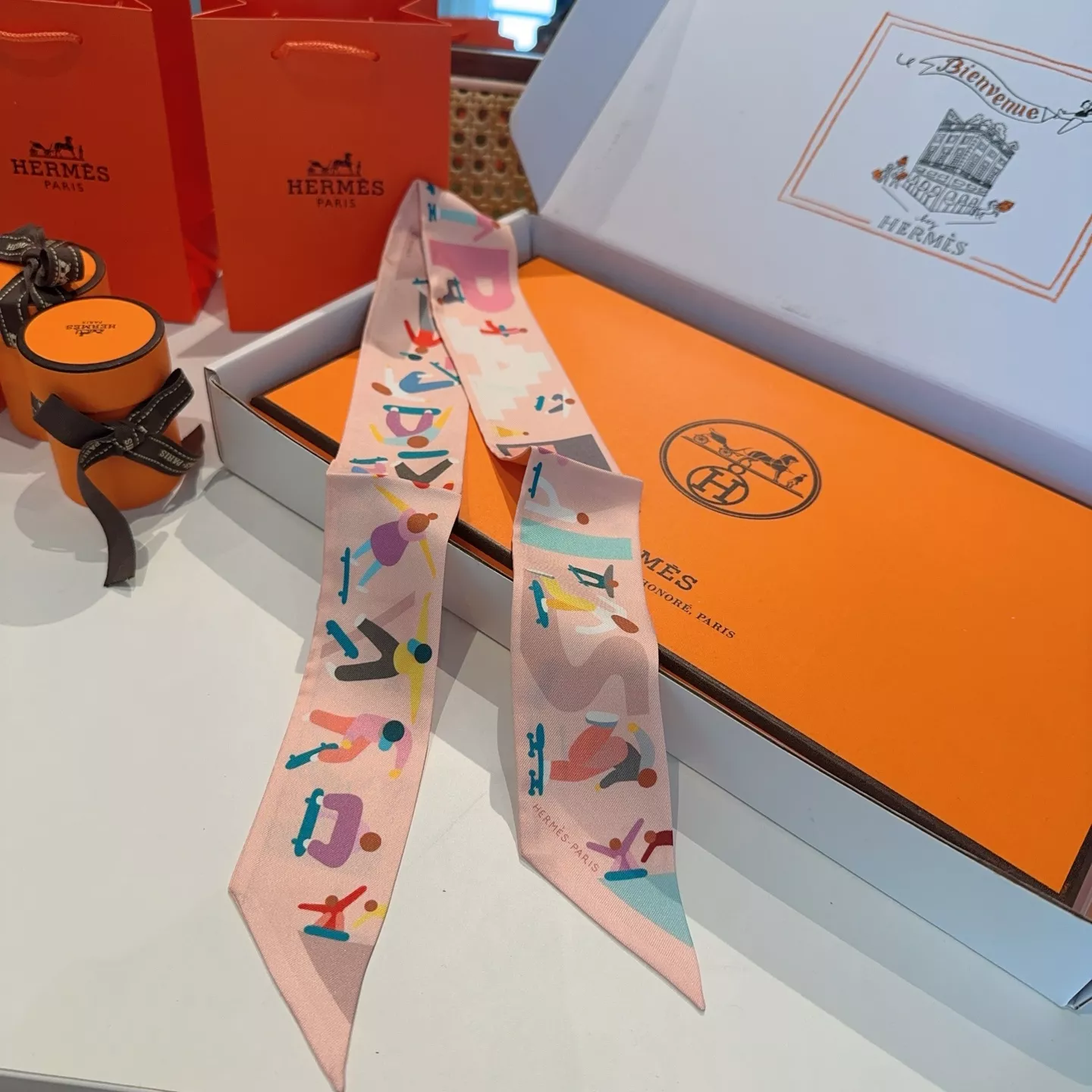Trendy 6701 Hermes Silk Scarf