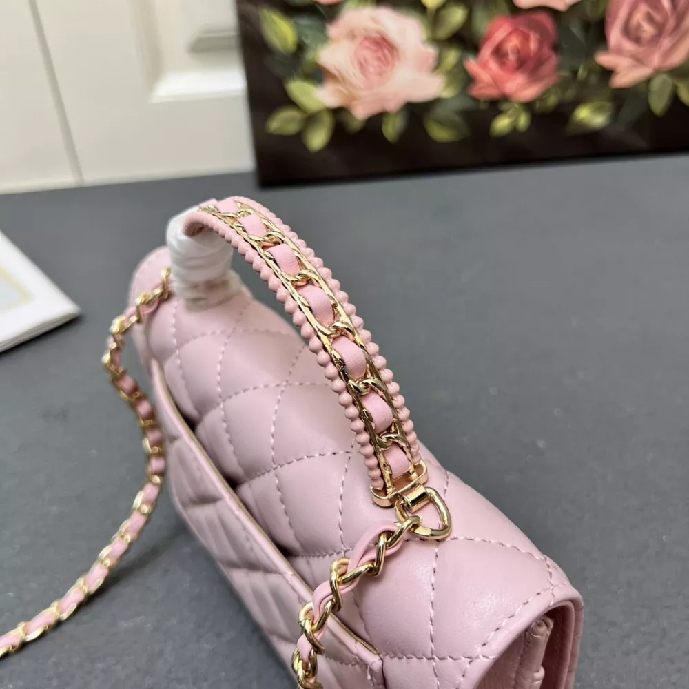 Trendy 6708 Chanel AAA Quality Messenger Bags For Women