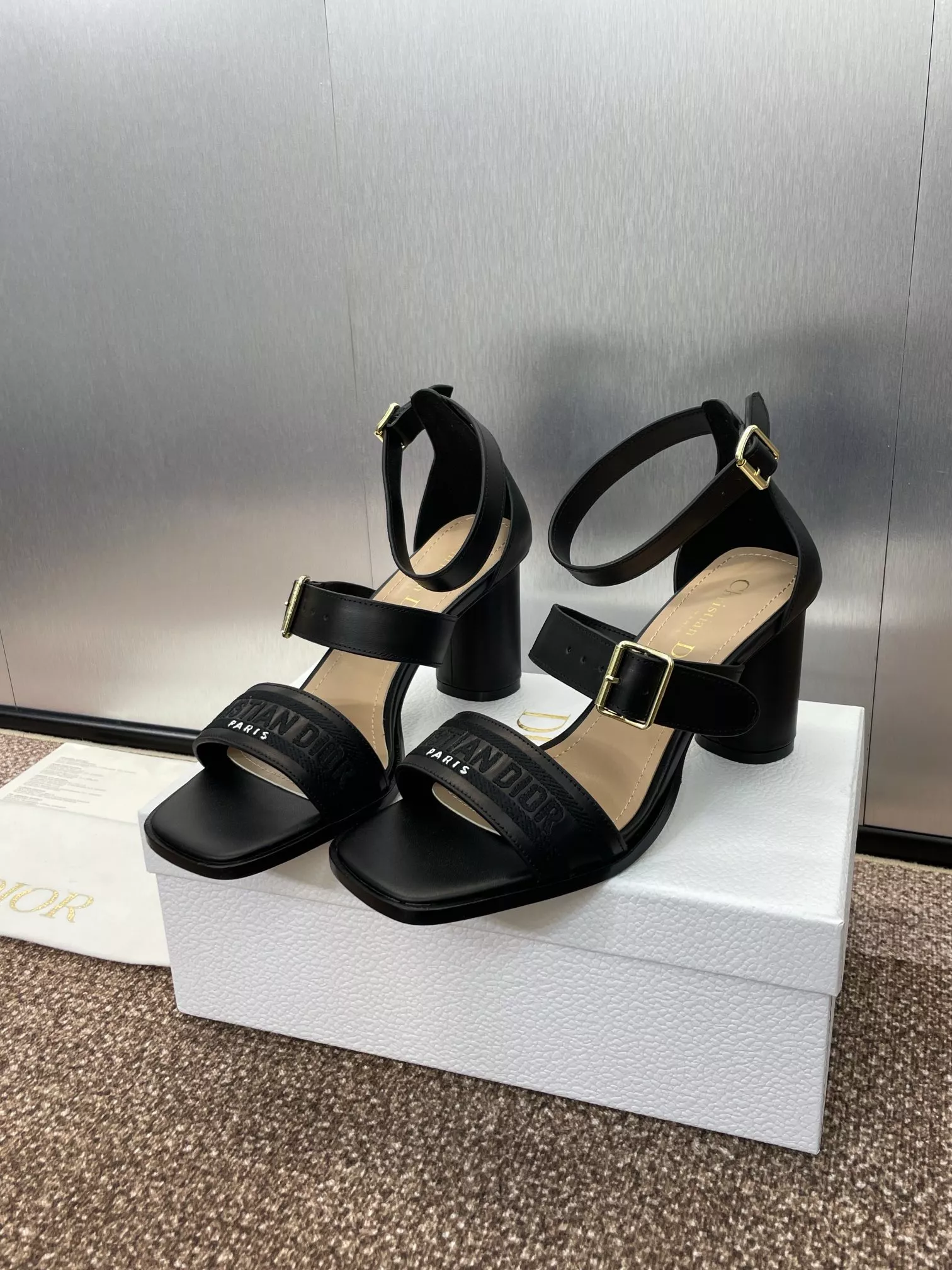 Trendy 6713 Christian Dior Sandal For Women