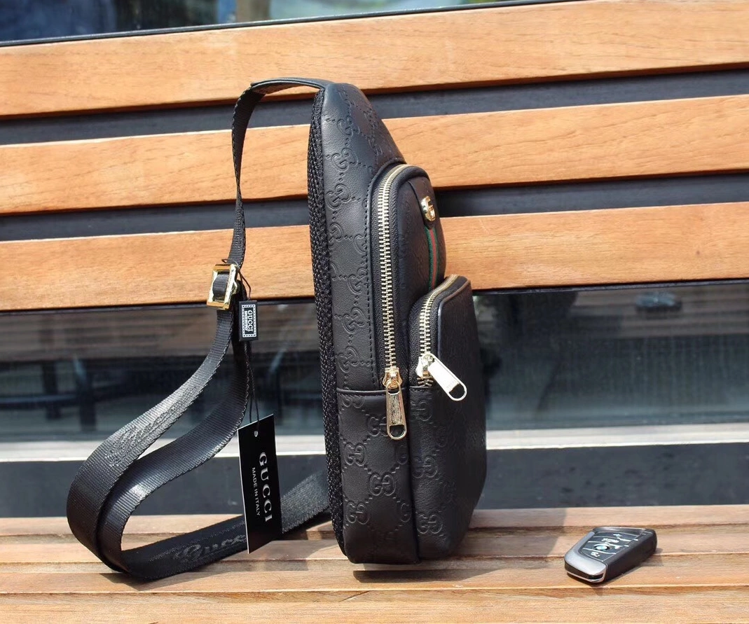 Trendy 6849 Gucci AAA Man Messenger Bags
