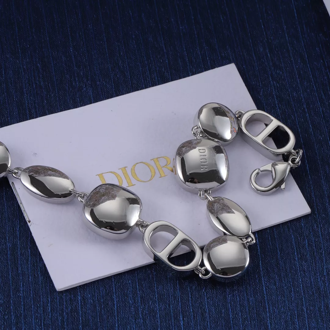 Trendy 6957 Christian Dior Bracelets For Women