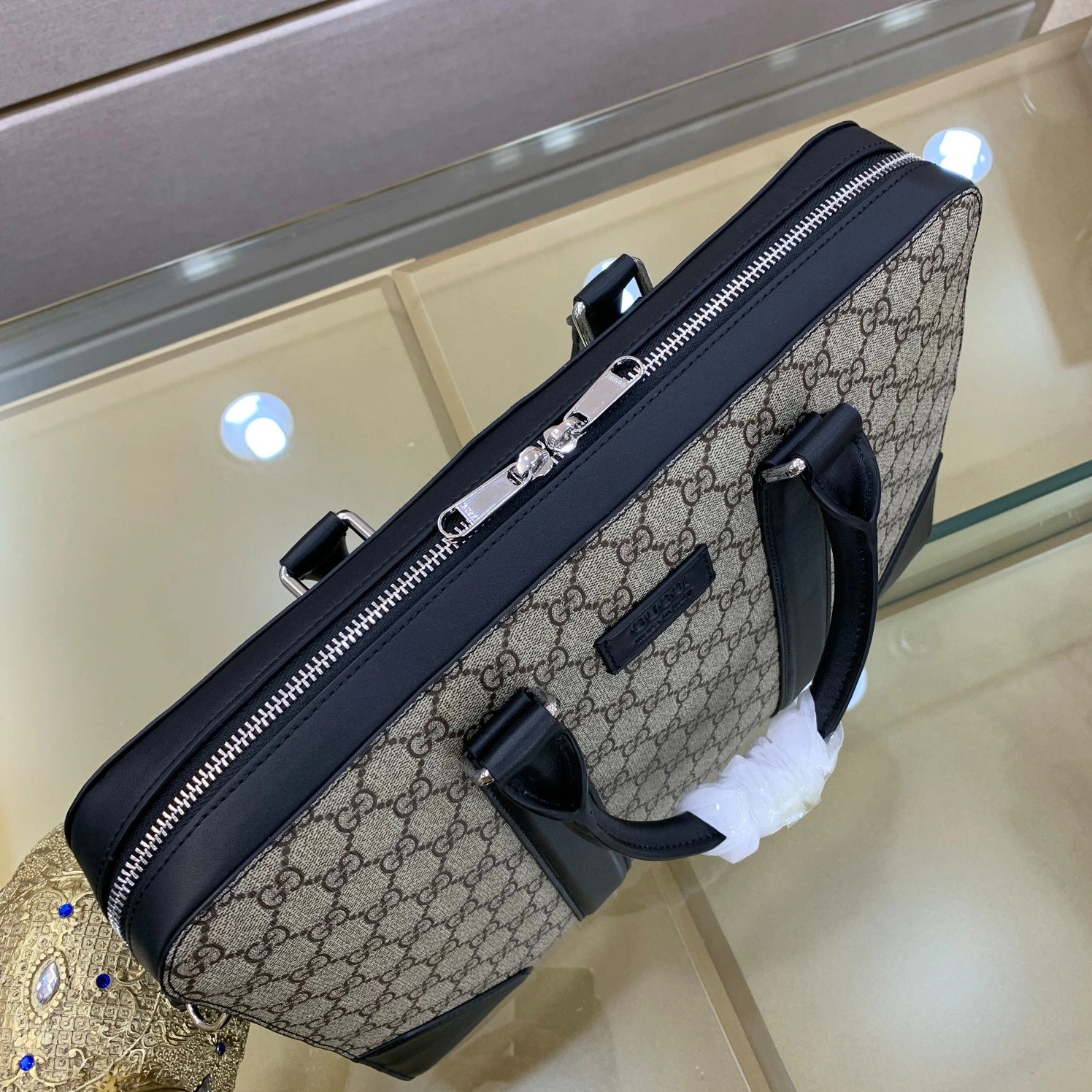 Trendy 7052 Gucci AAA Man Handbags