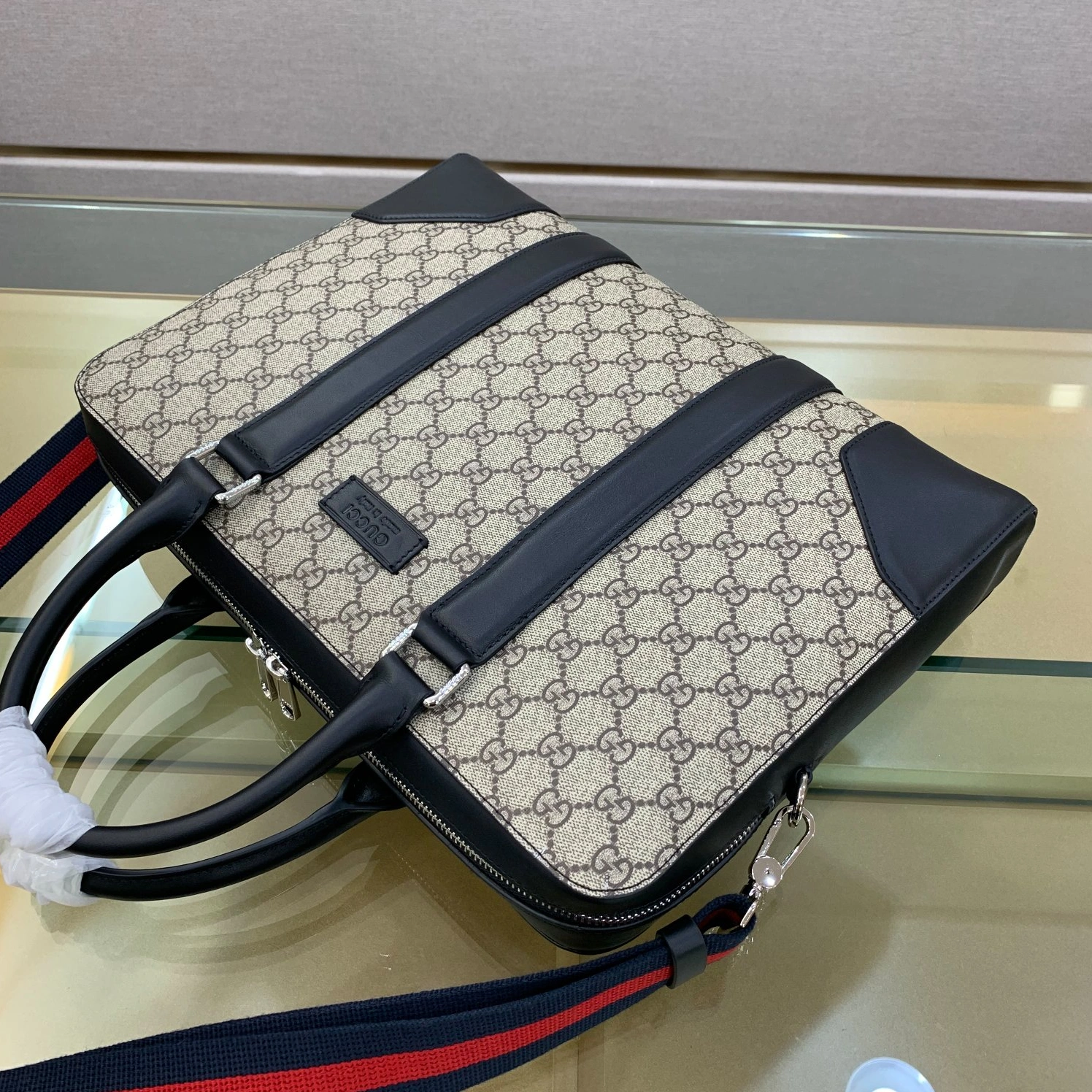 Trendy 7052 Gucci AAA Man Handbags