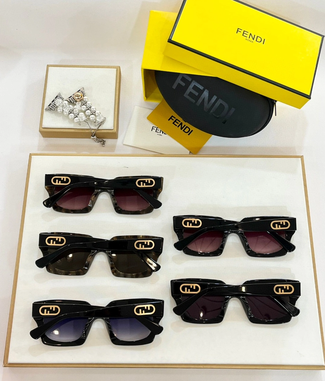 Trendy 7081 Fendi AAA Quality Sunglasses
