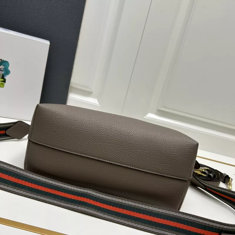 Trendy 7118 Prada AAA Quality Handbags For Women