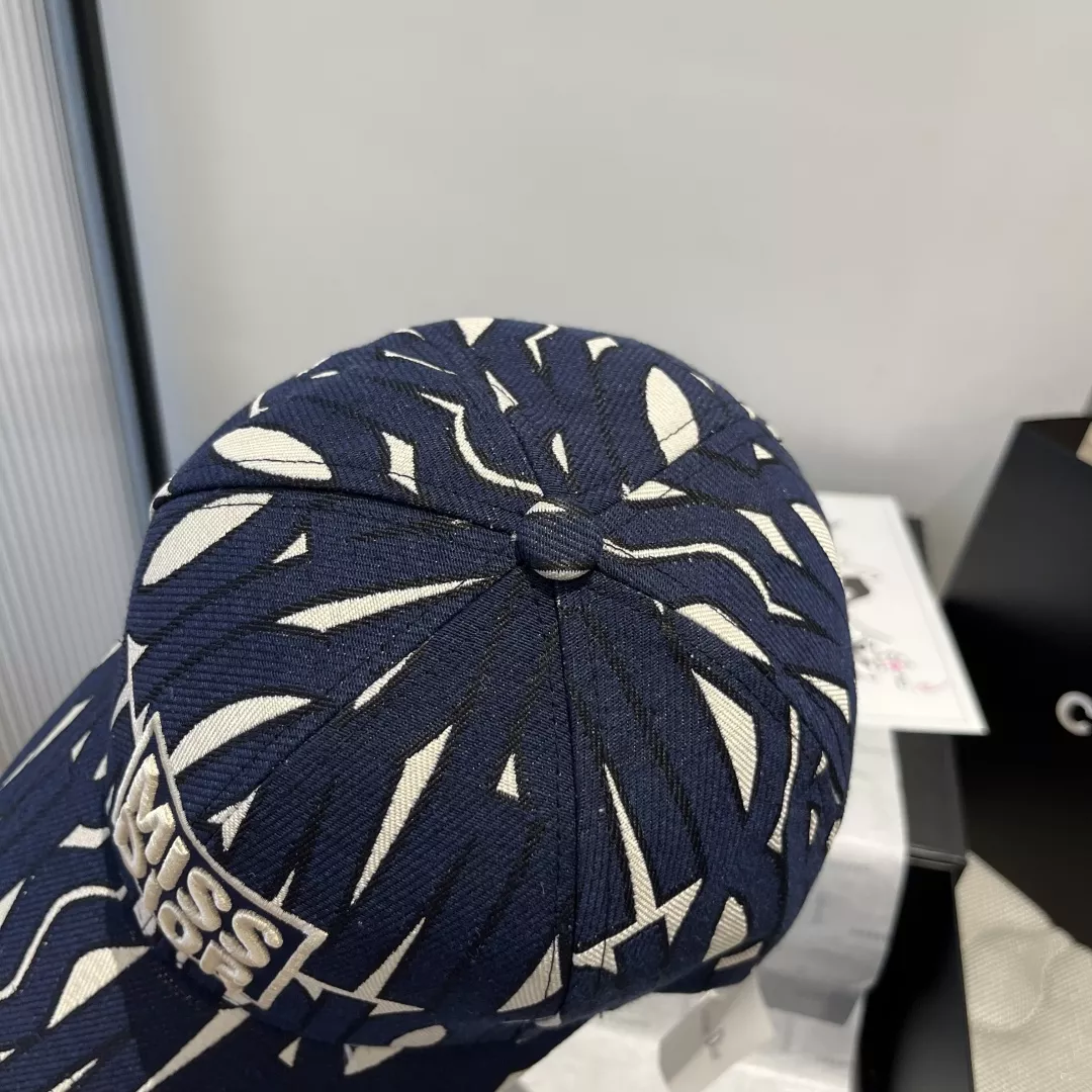 Trendy 7319 Christian Dior Caps
