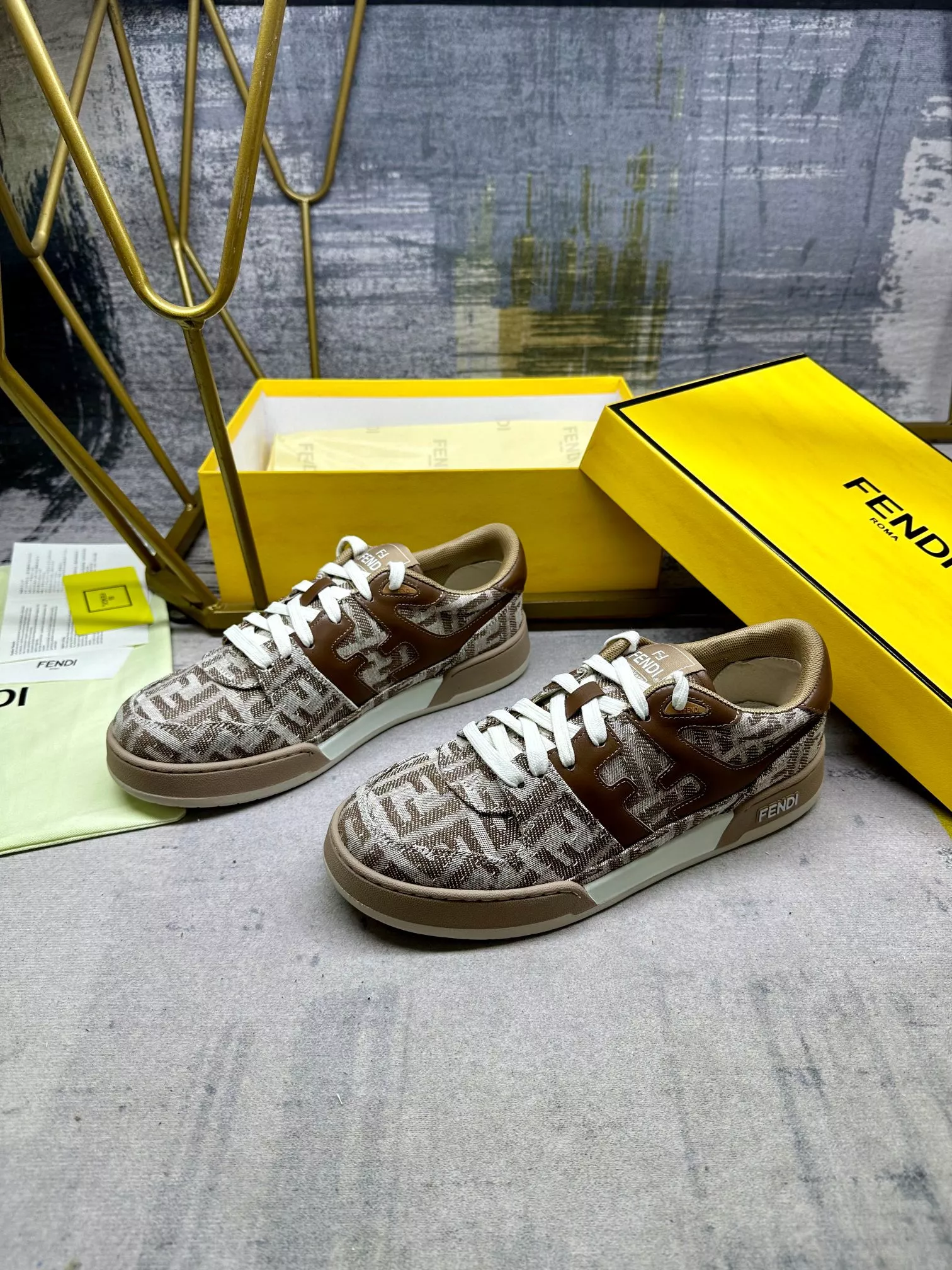 Trendy 7471 Fendi Casual Shoes For Women
