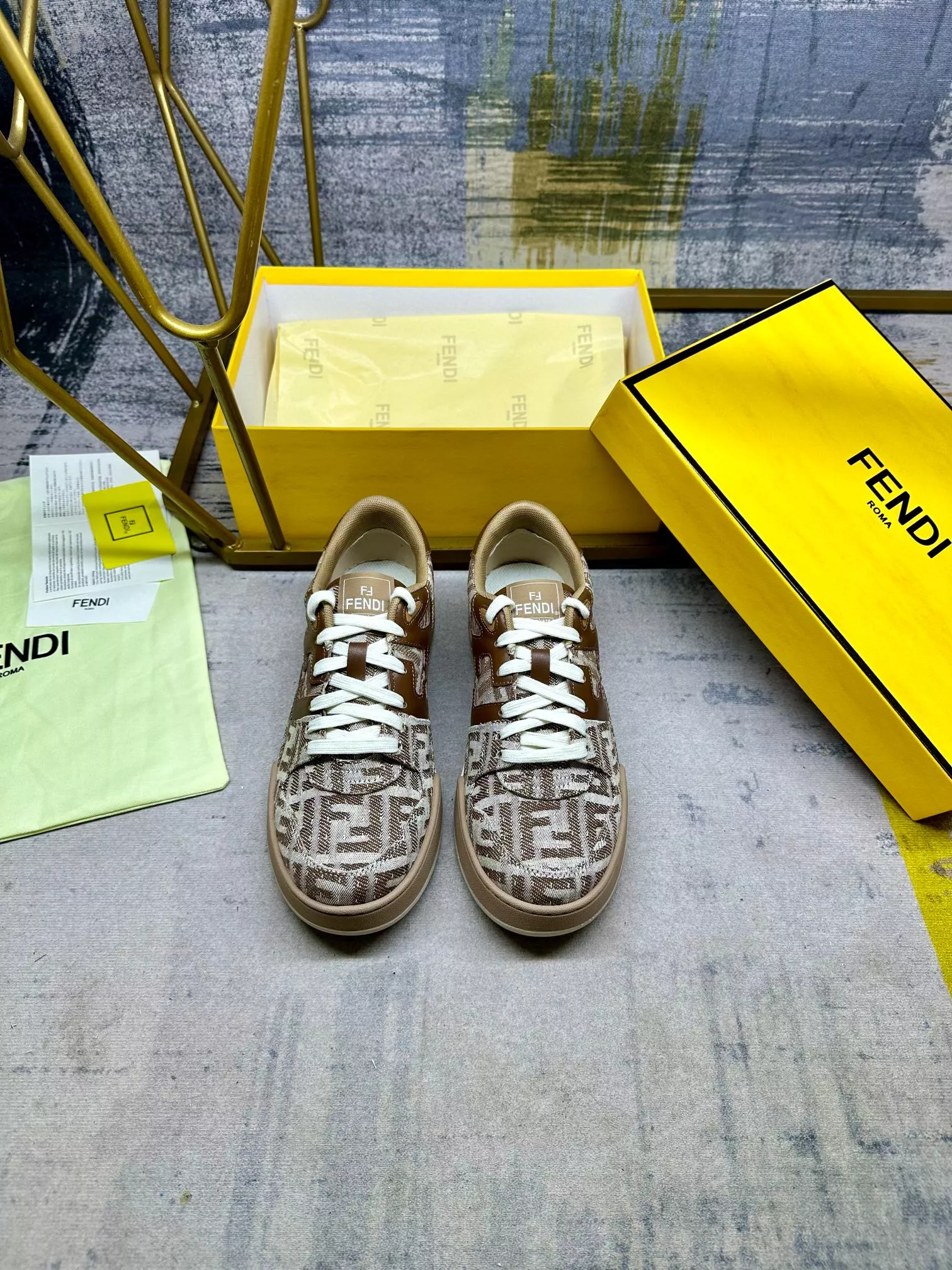 Trendy 7471 Fendi Casual Shoes For Women