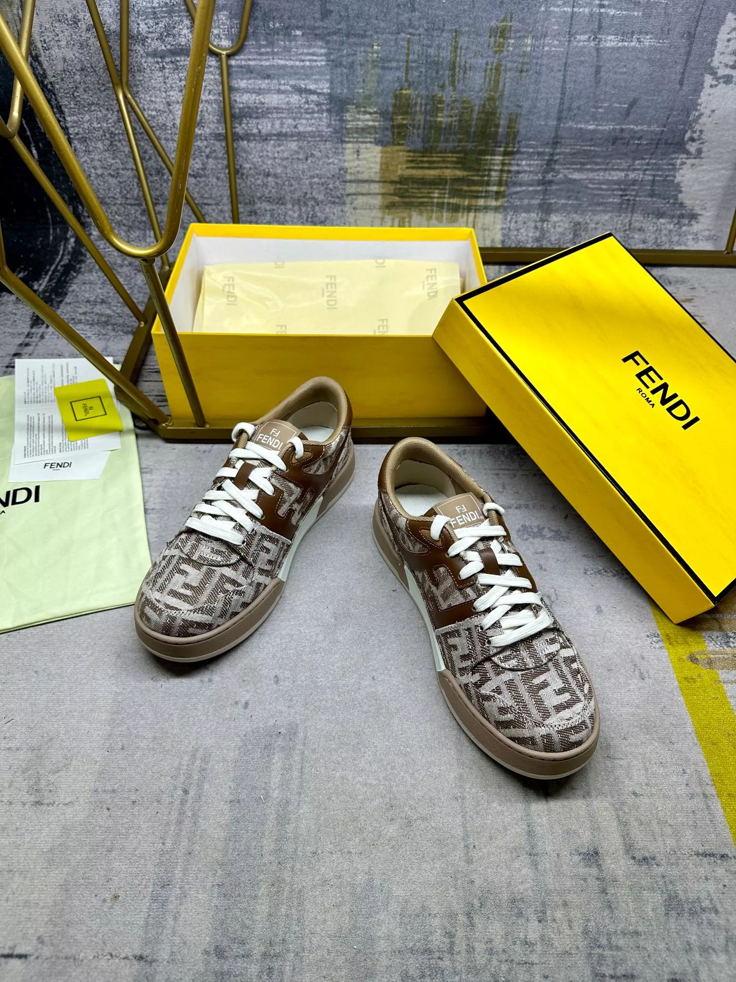 Trendy 7471 Fendi Casual Shoes For Women