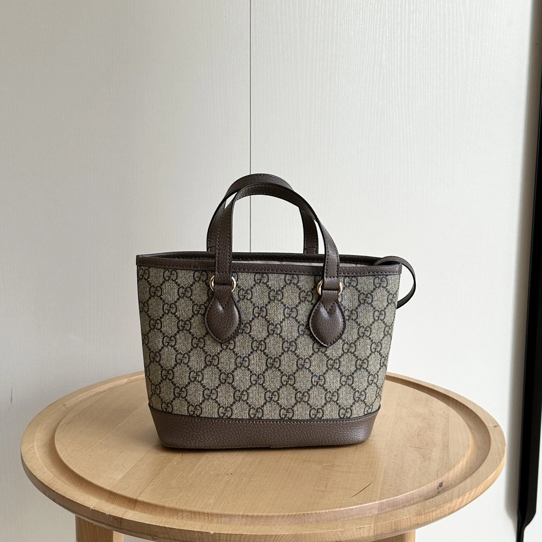 Trendy 7868 Gucci AAA Quality Handbags For Women
