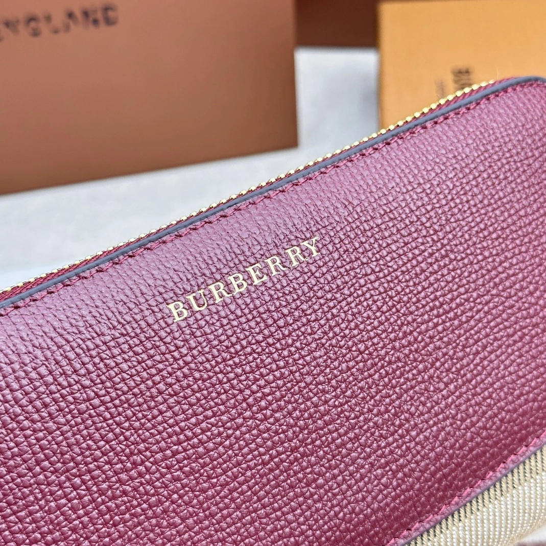 Trendy 7976 Burberry AAA Quality Wallets For Women