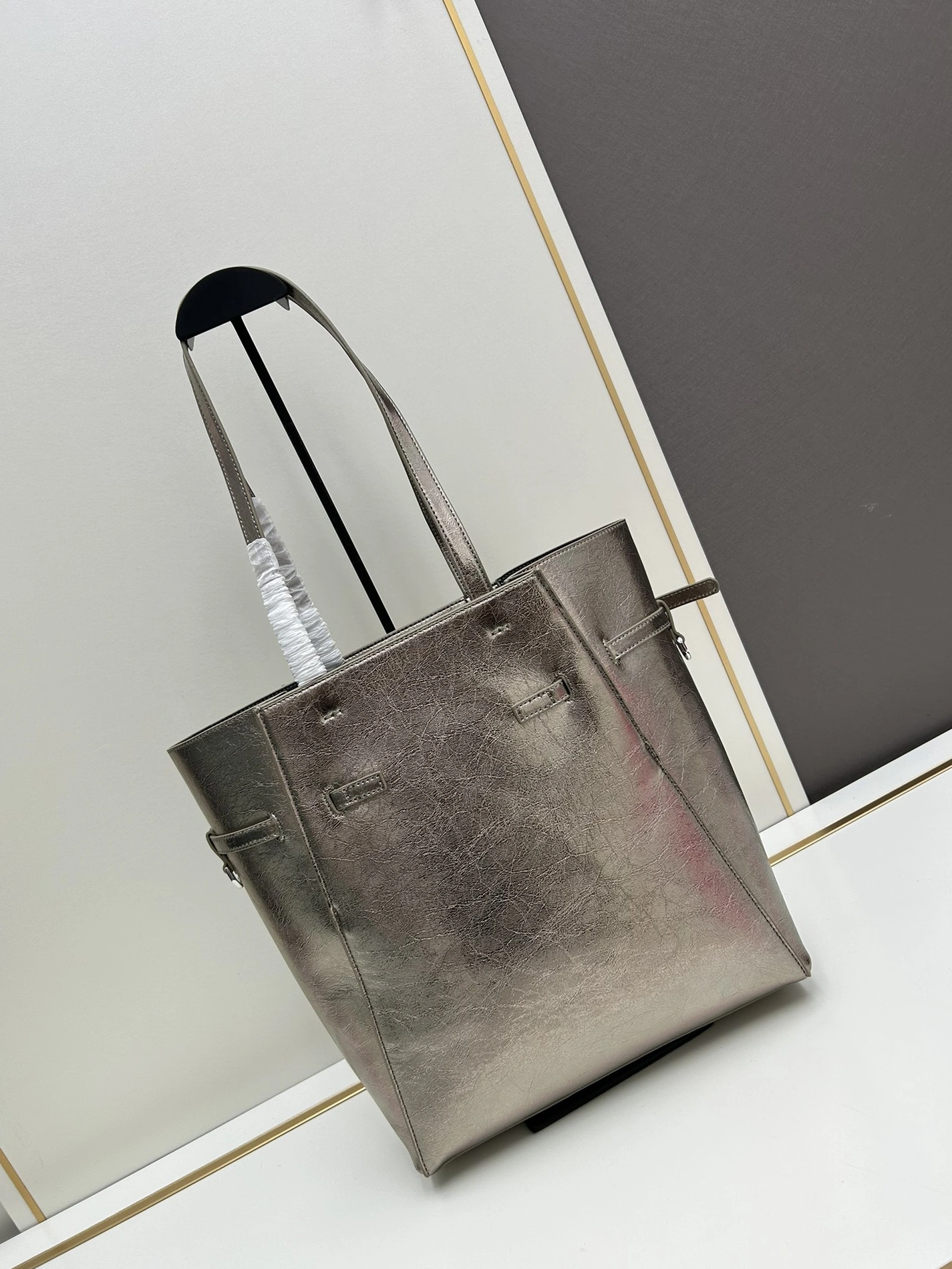Trendy 7976 Givenchy AAA Quality Shoulder Bags For Women