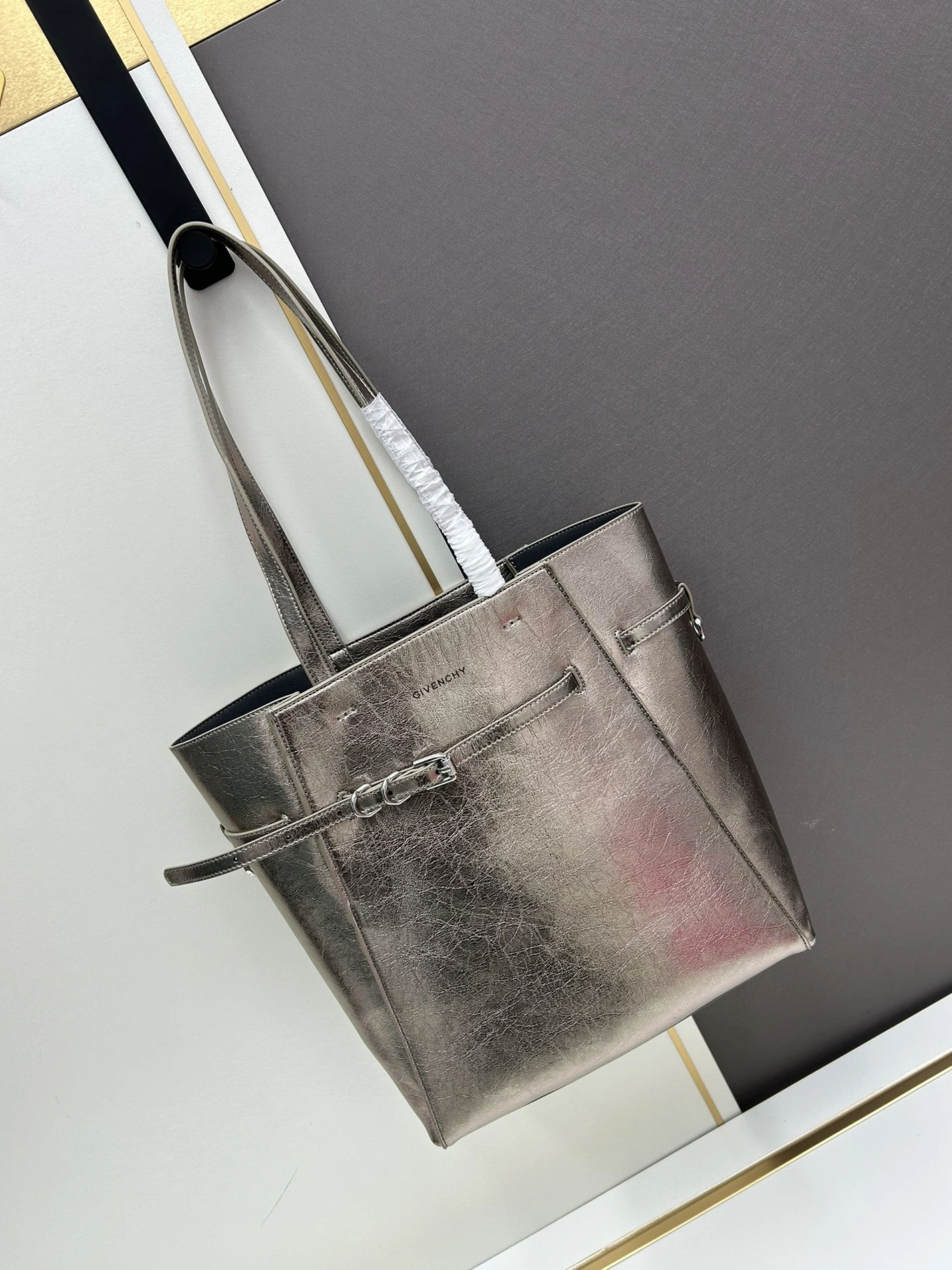 Trendy 7976 Givenchy AAA Quality Shoulder Bags For Women