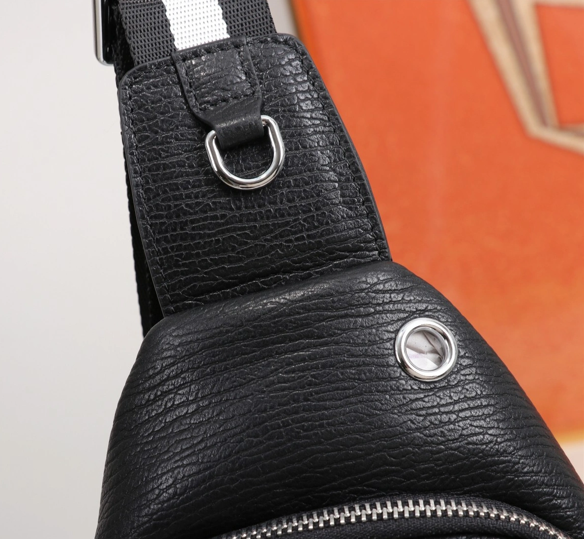 Trendy 8020 Prada AAA Man Messenger Bags