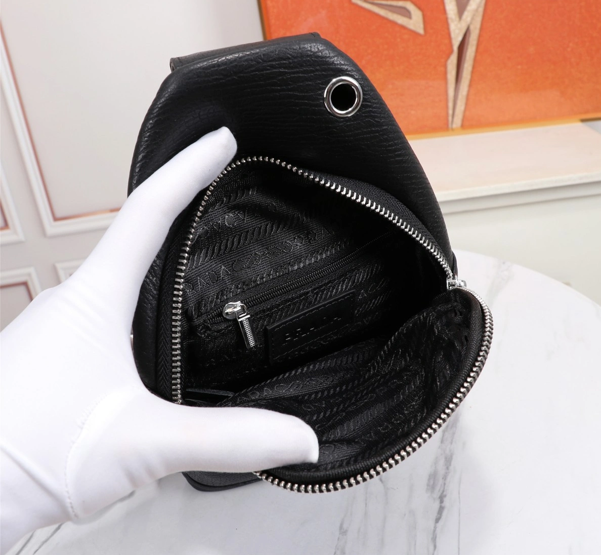 Trendy 8020 Prada AAA Man Messenger Bags