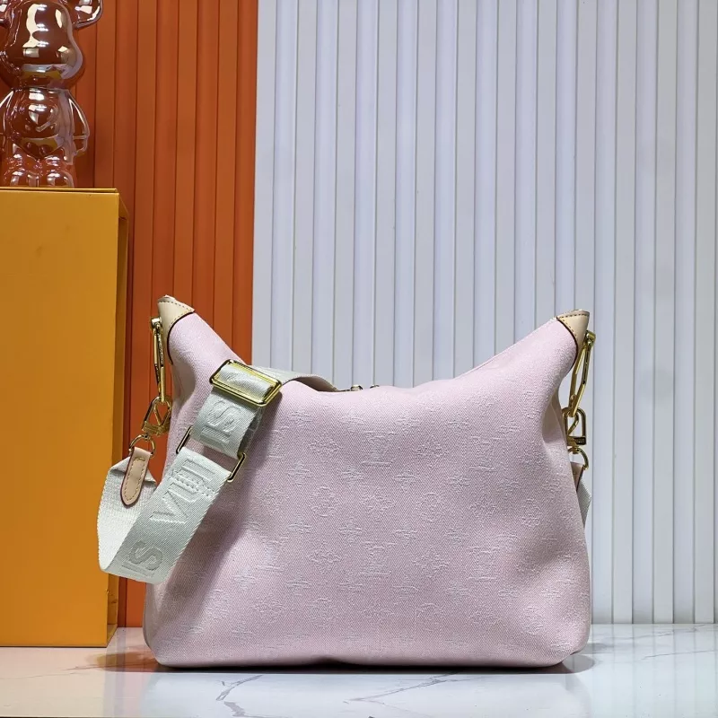 Trendy 8076 Louis Vuitton AAA Quality Messenger Bags For Women