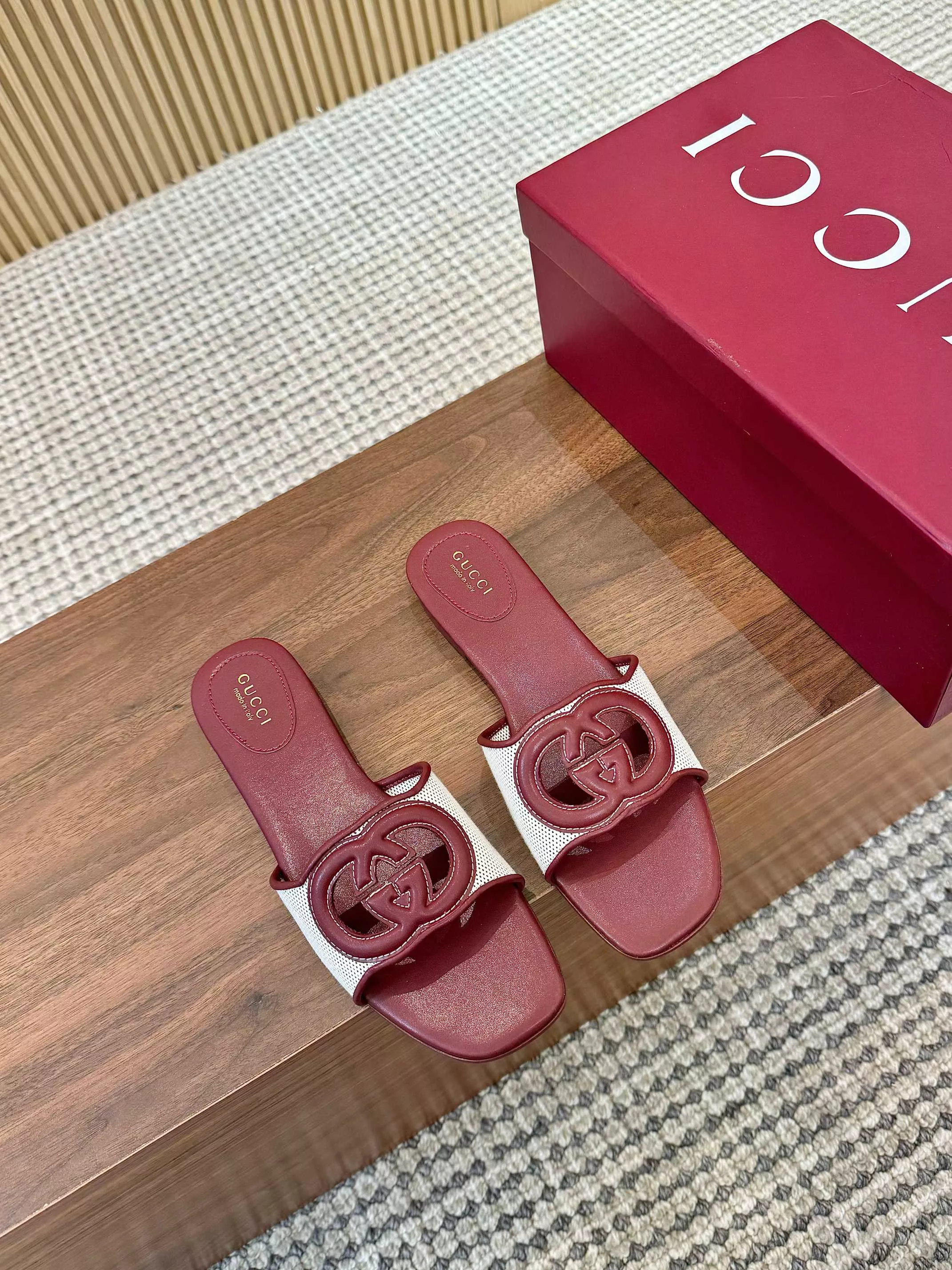 Trendy 8109 Gucci Slippers For Women