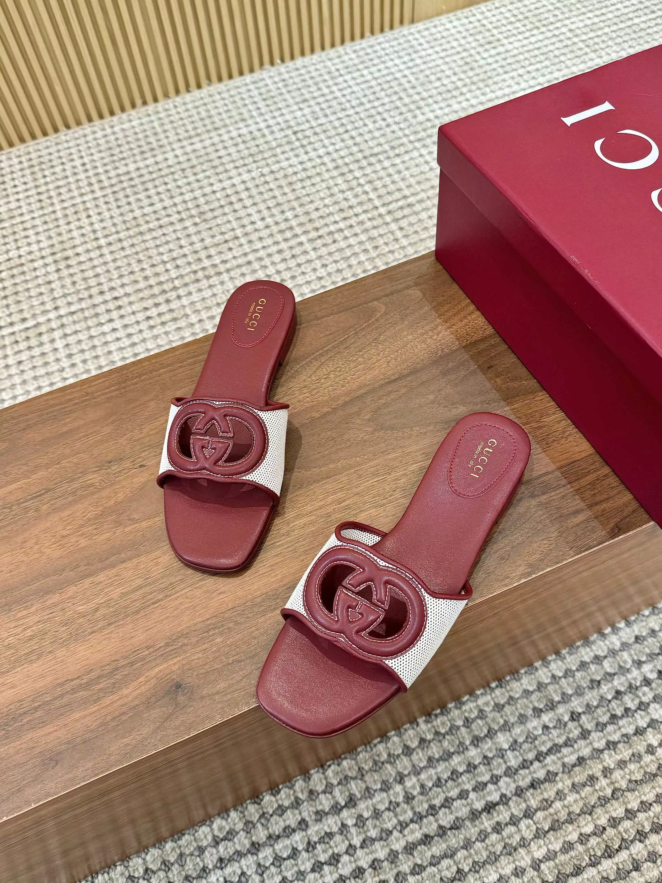 Trendy 8109 Gucci Slippers For Women