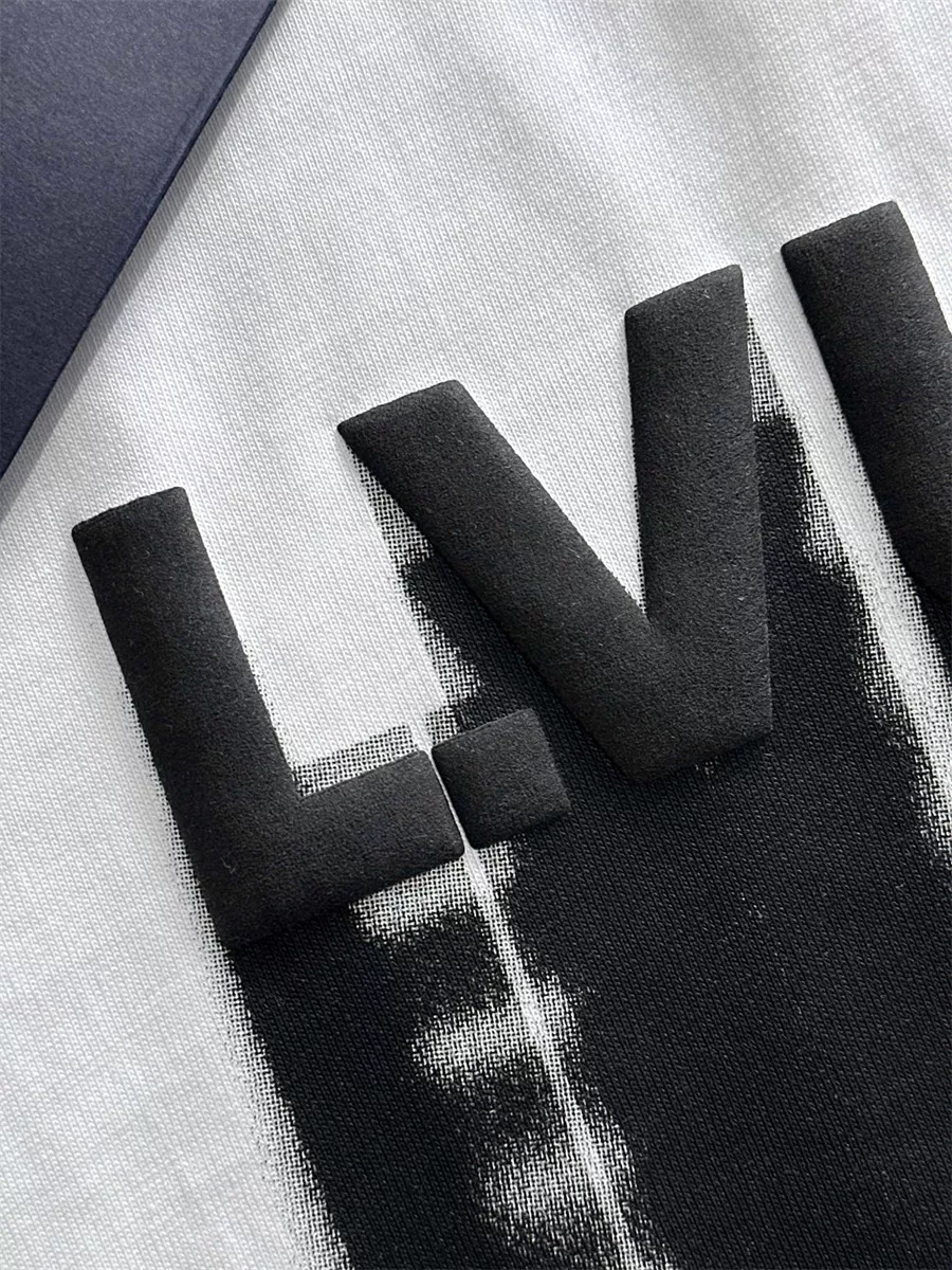 Trendy 821 Louis Vuitton LV T-Shirts Short Sleeved For Unisex