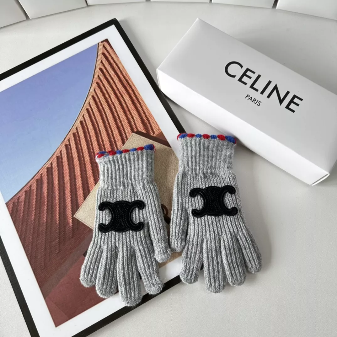 Trendy 8237 Celine Gloves