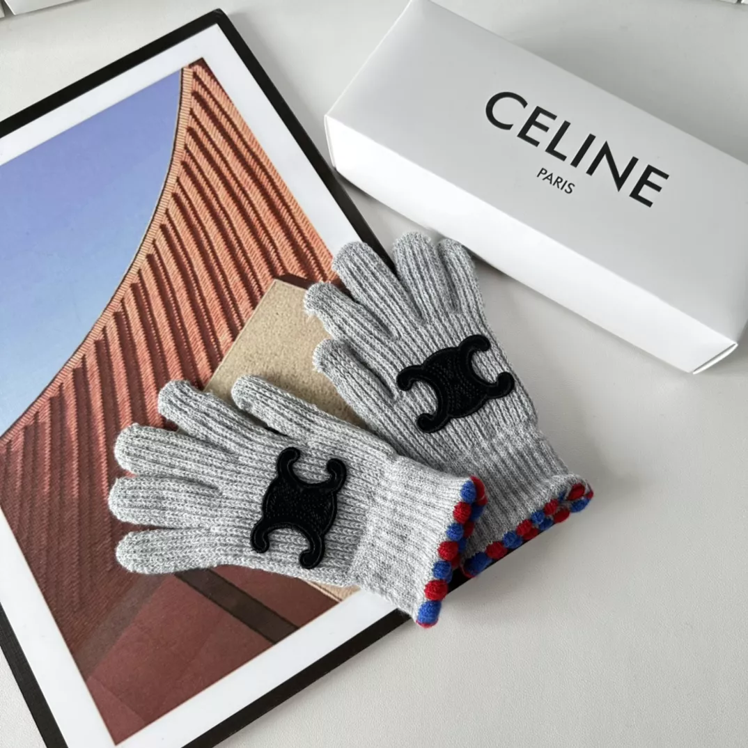 Trendy 8237 Celine Gloves