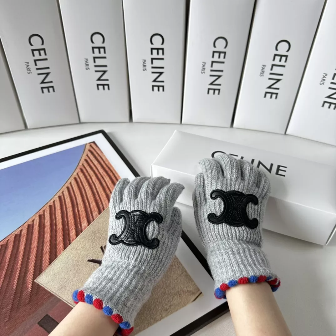 Trendy 8237 Celine Gloves