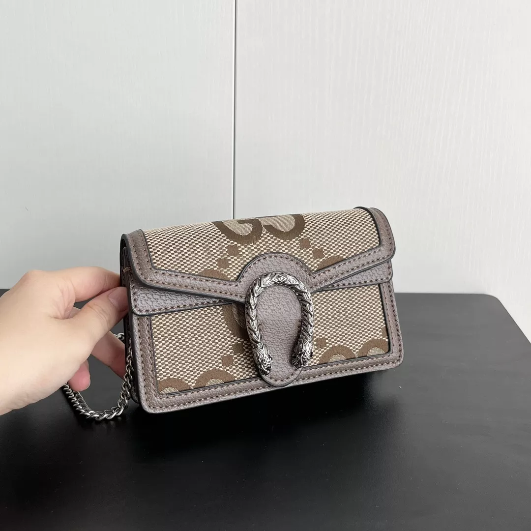 Trendy 8372 Gucci AAA Quality Messenger Bags For Women