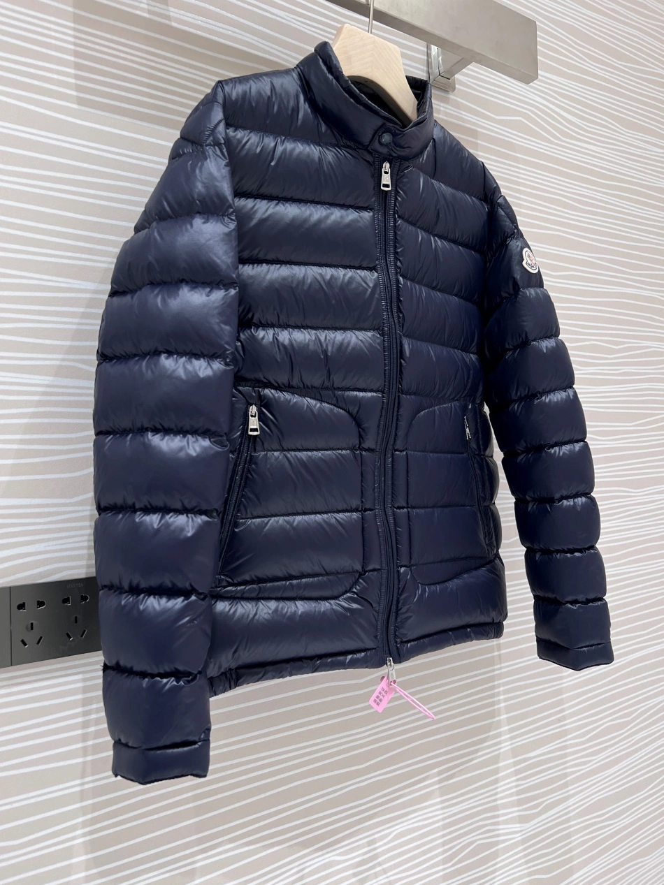 Trendy 8425 Moncler Down Feather Coat Long Sleeved For Men