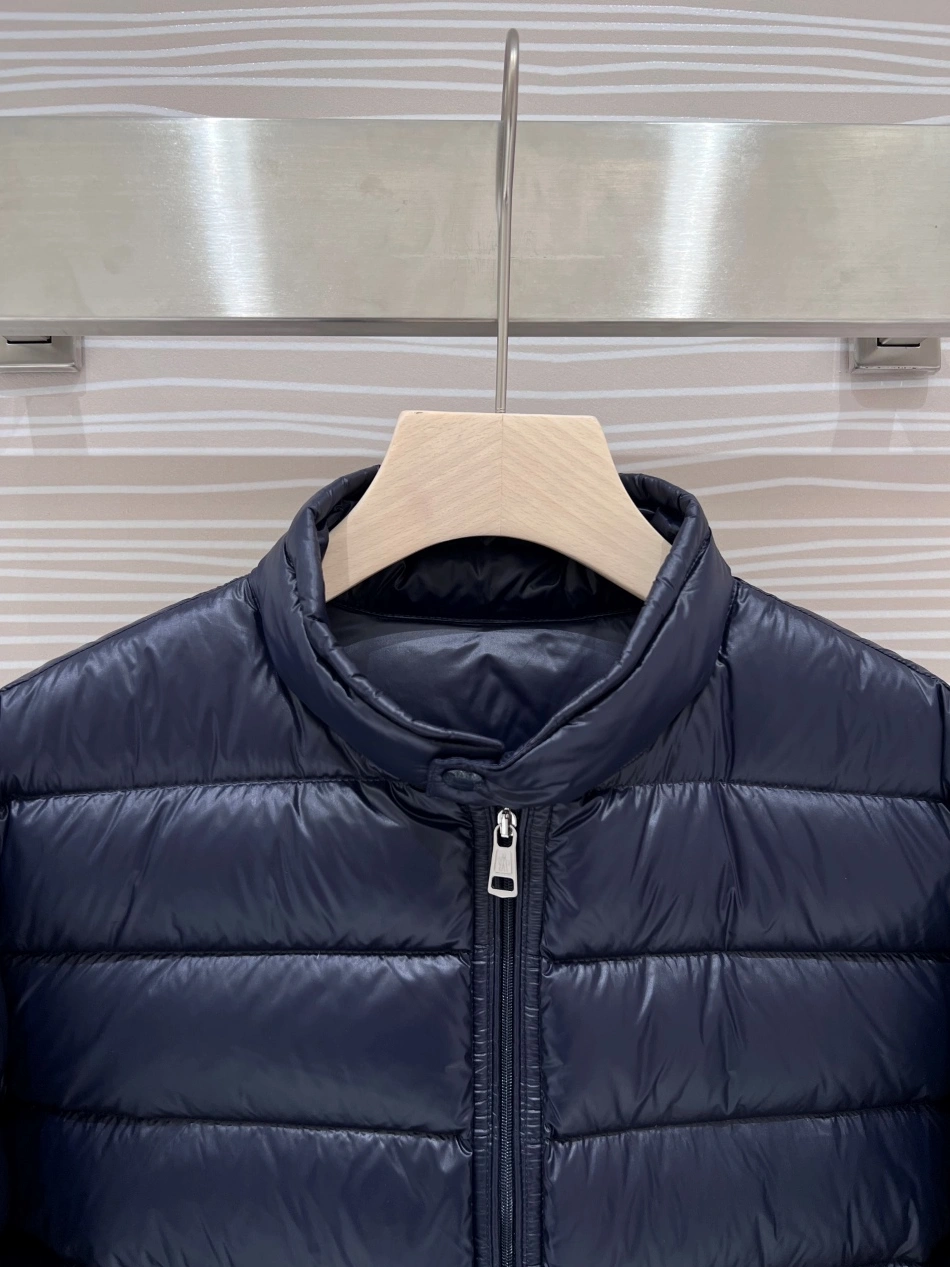 Trendy 8425 Moncler Down Feather Coat Long Sleeved For Men