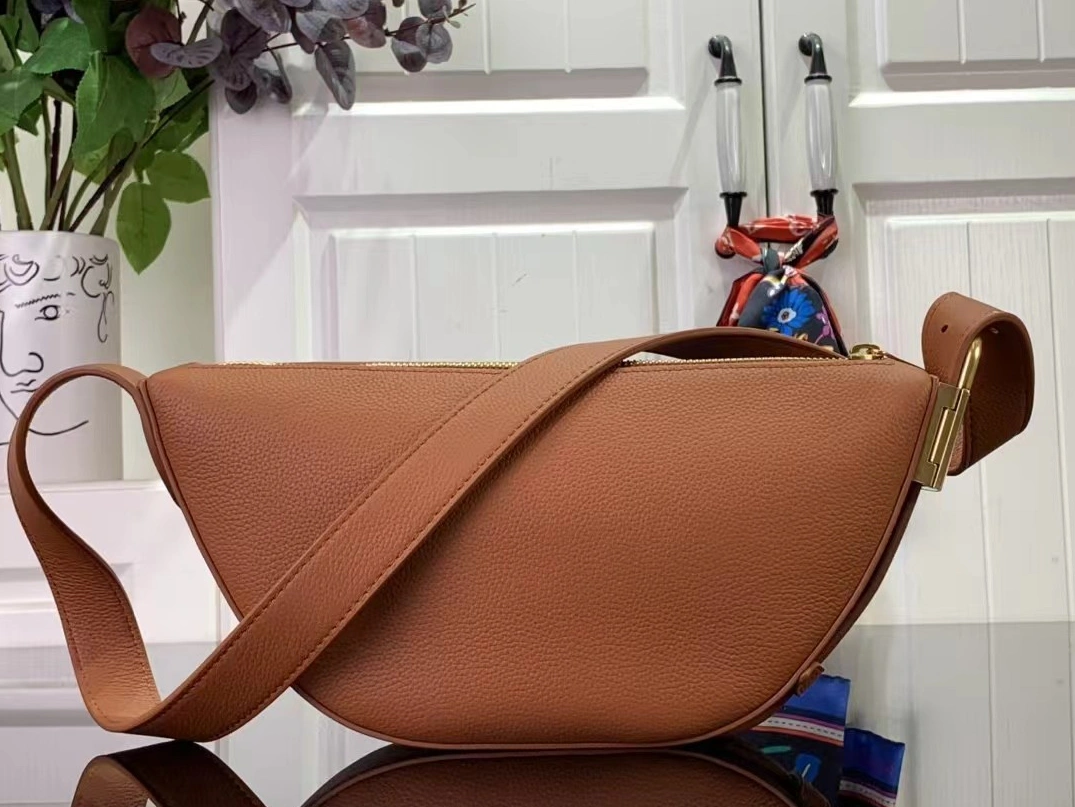Trendy 8551 Louis Vuitton AAA Quality Messenger Bags For Women