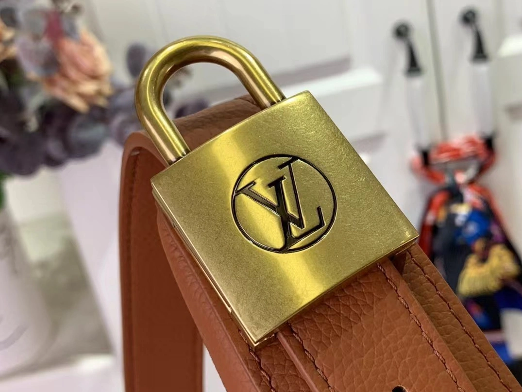 Trendy 8551 Louis Vuitton AAA Quality Messenger Bags For Women