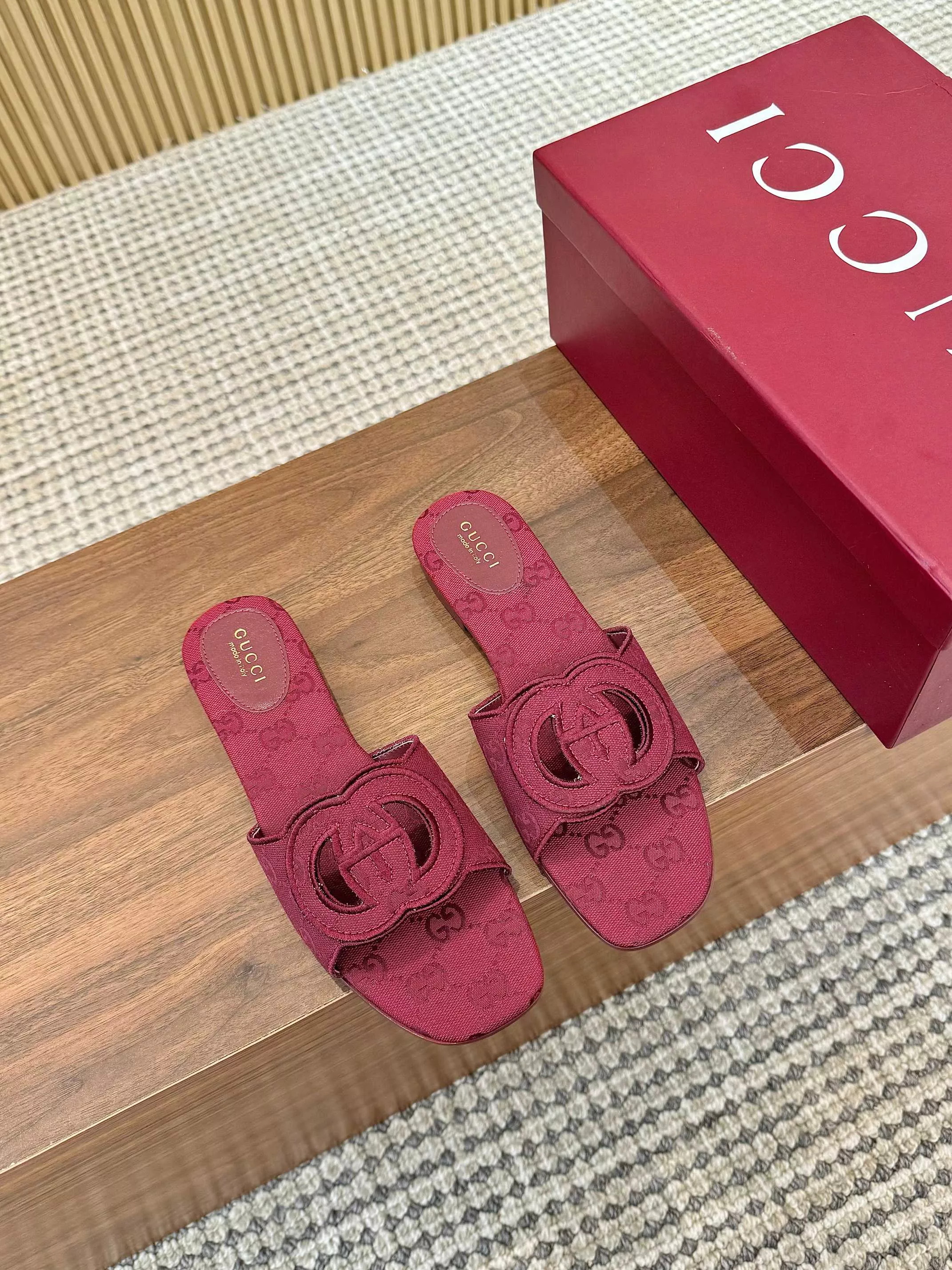 Trendy 8851 Gucci Slippers For Women