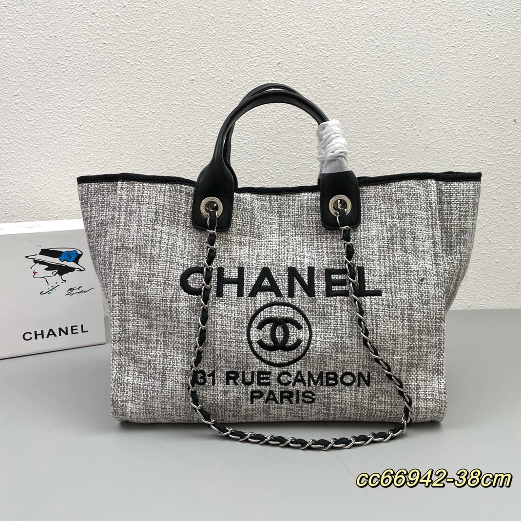 Trendy 8932 Chanel AAA Quality Handbags For Women