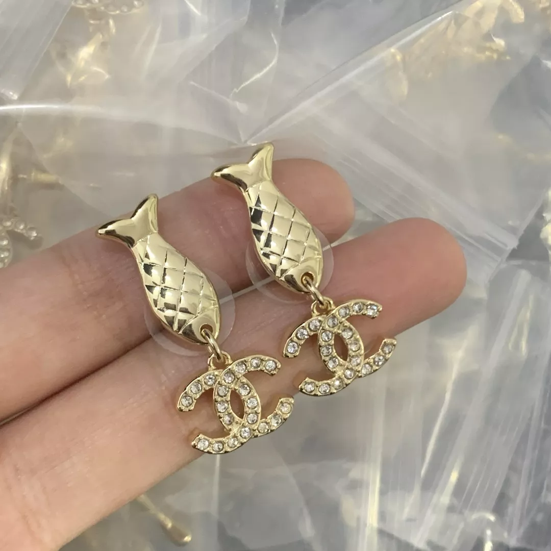 Trendy 918 Chanel Earrings For Women