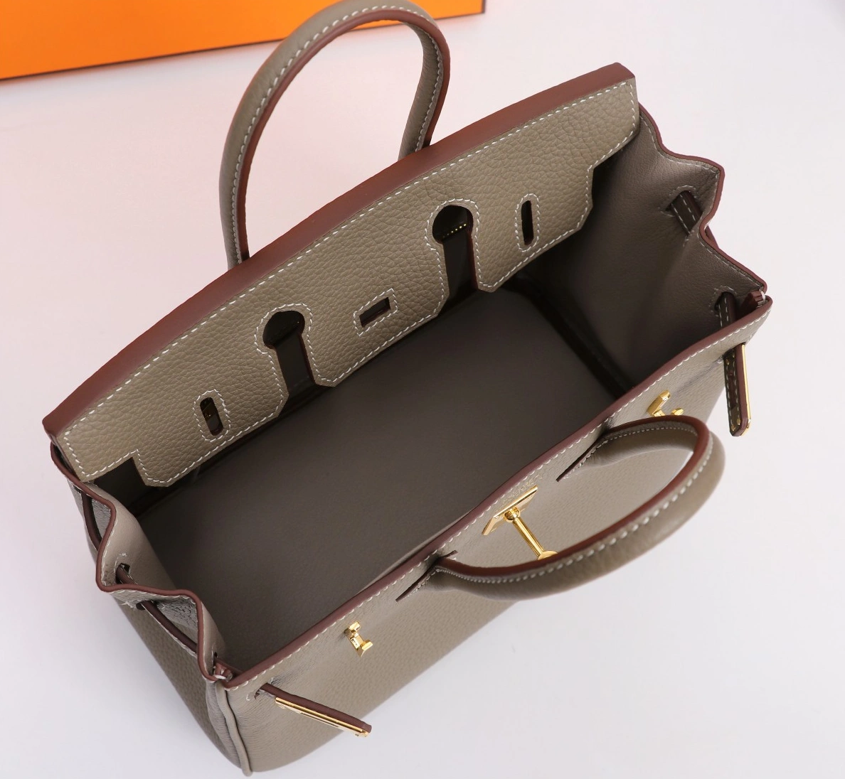 Trendy 9358 Hermes AAA Quality Handbags For Women