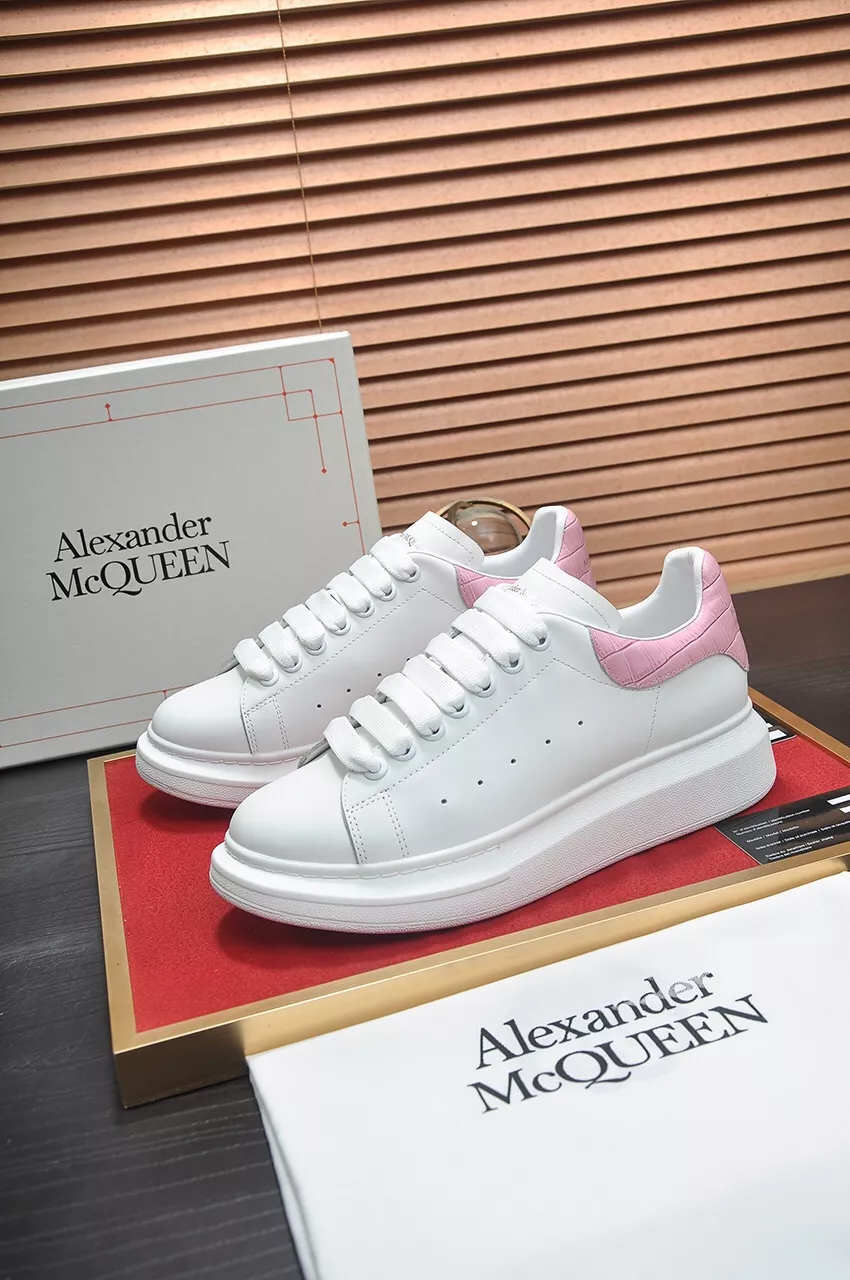 Trendy 9499 Alexander McQueen Casual Shoes For Men