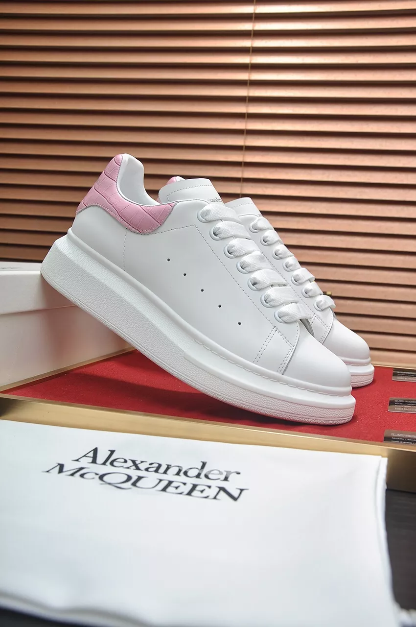 Trendy 9499 Alexander McQueen Casual Shoes For Men