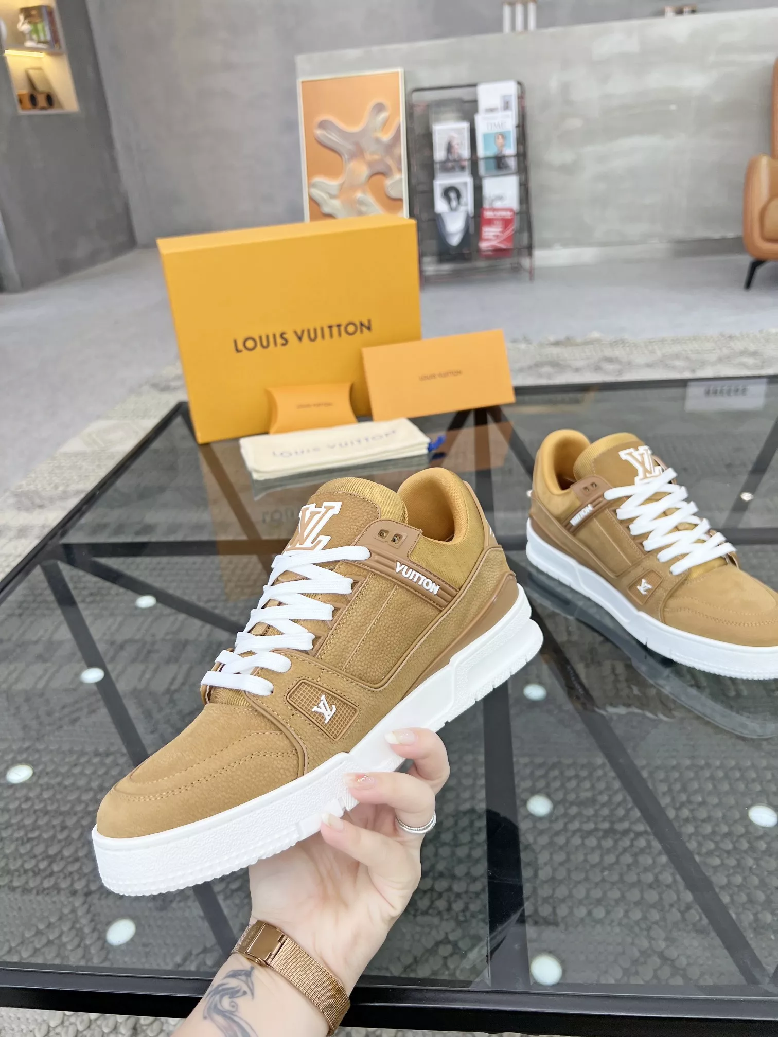 Trendy 9552 Louis Vuitton Casual Shoes For Men
