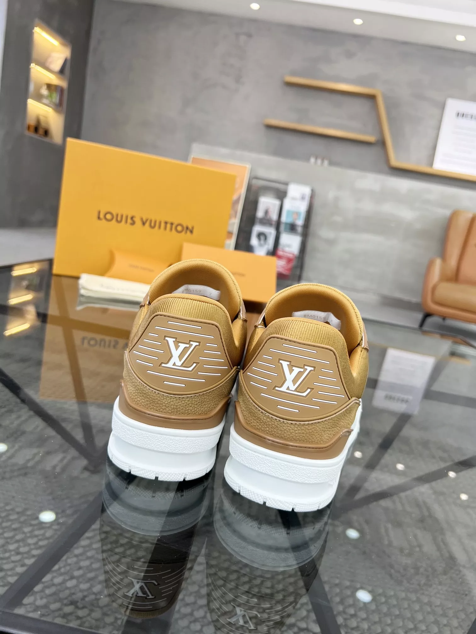 Trendy 9552 Louis Vuitton Casual Shoes For Men