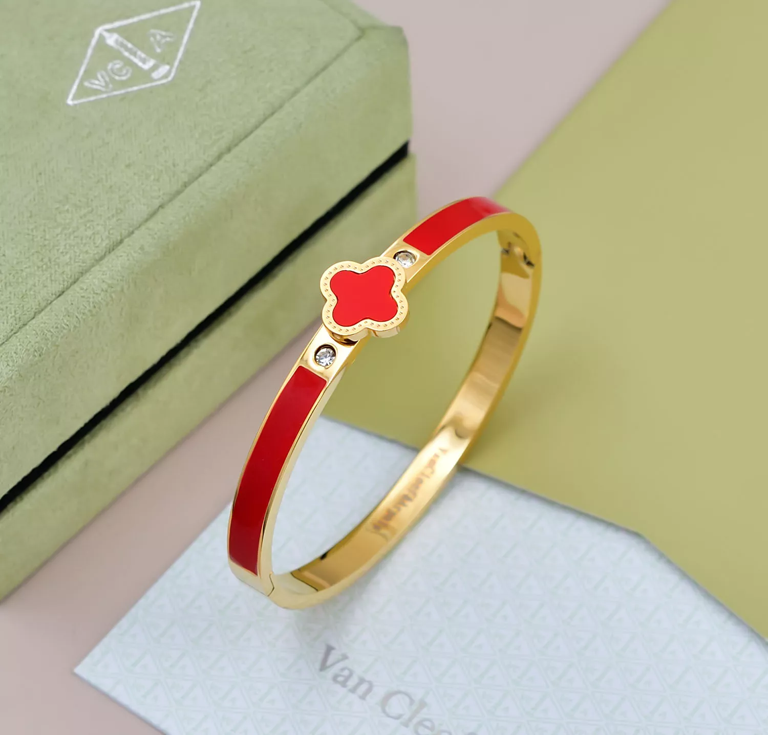 Trendy 9581 Van Cleef & Arpels Bracelets For Women