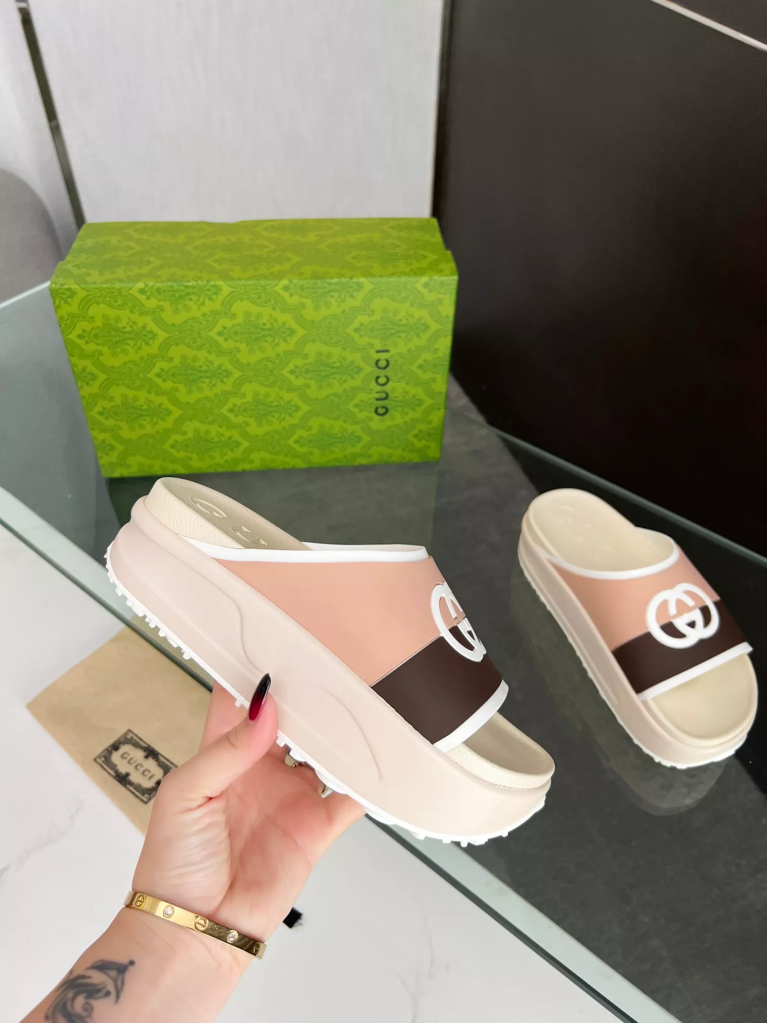 Trendy 9586 Gucci Slippers For Women