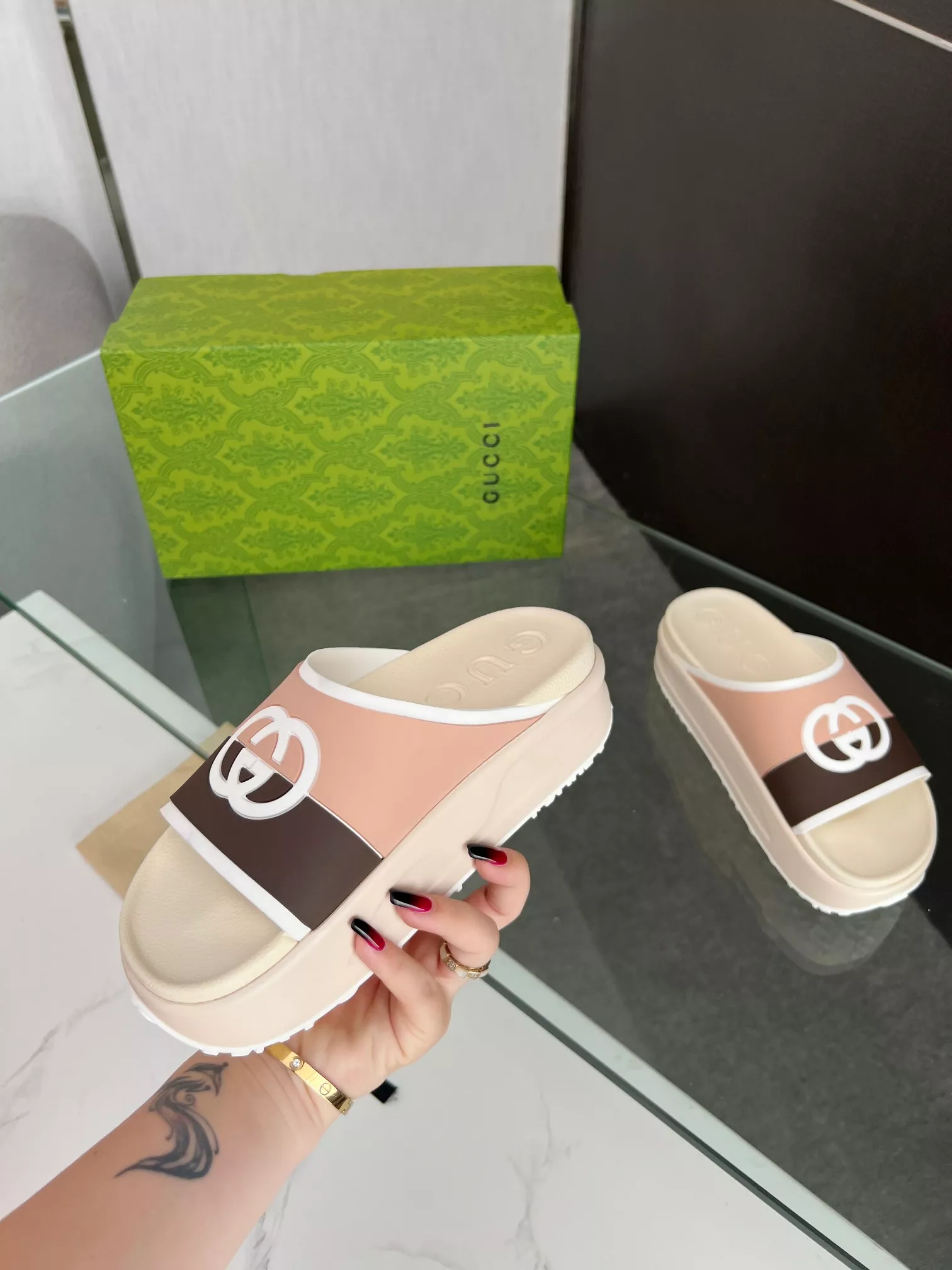 Trendy 9586 Gucci Slippers For Women