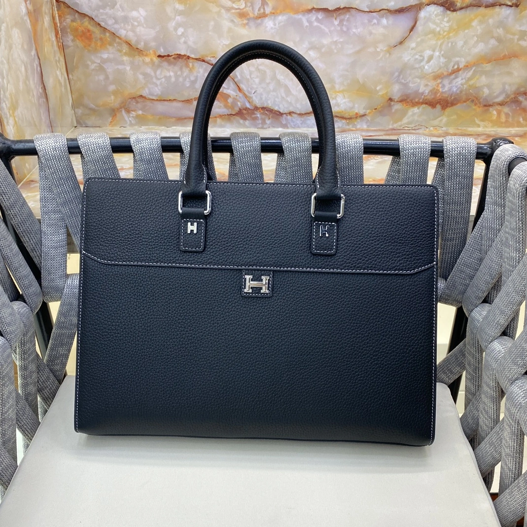 Trendy 974 Hermes AAA Man Handbags