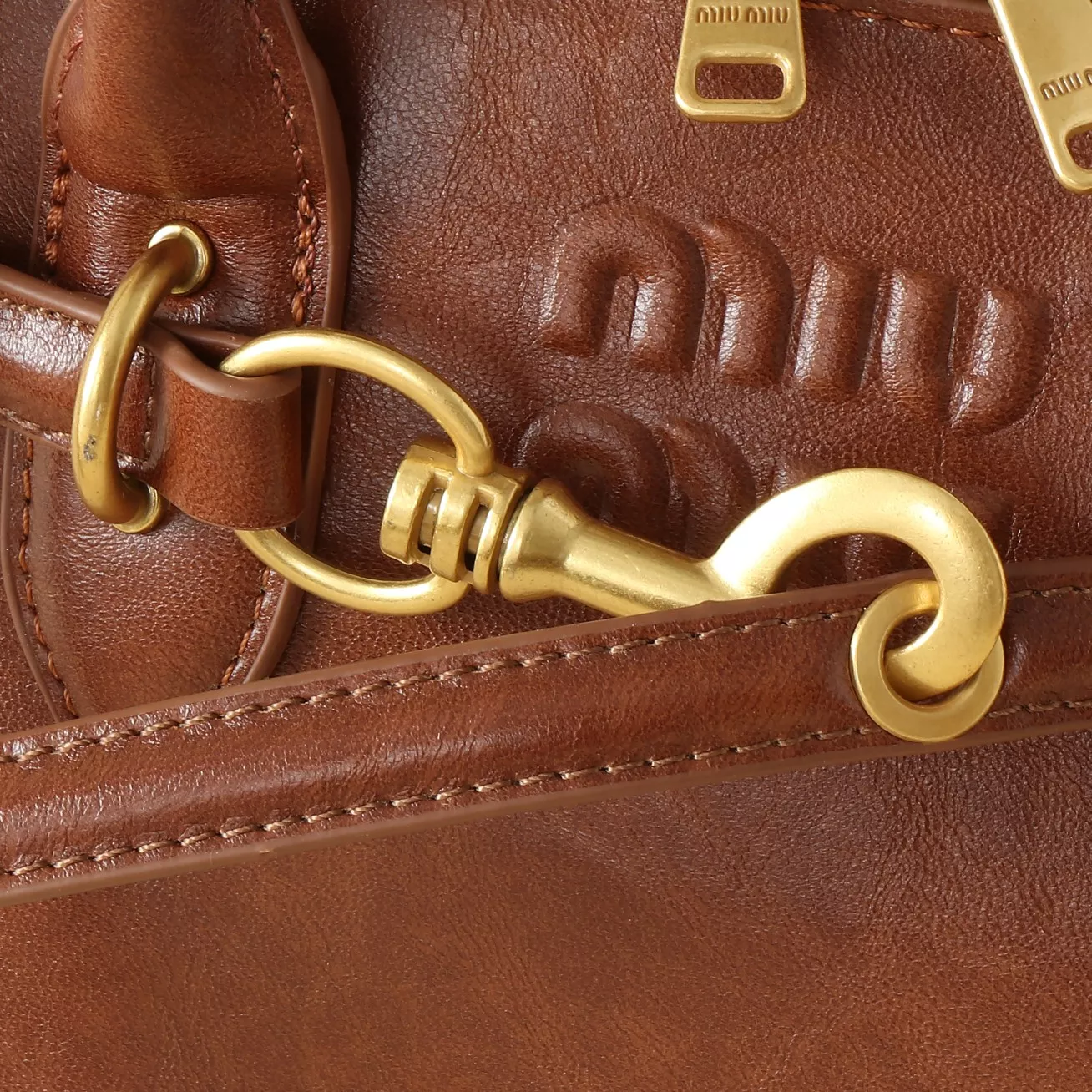 Trendy 9766 MIU MIU AAA Quality Handbags For Women