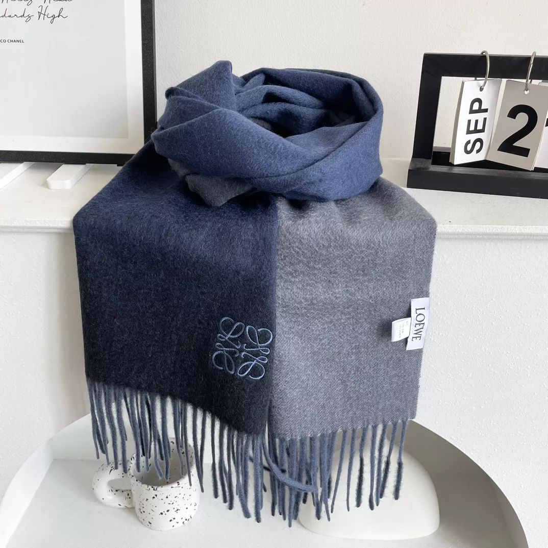 Trendy 9810 LOEWE Scarf For Women