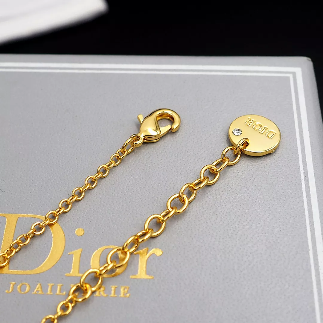 Trendy 9865 Christian Dior Bracelets
