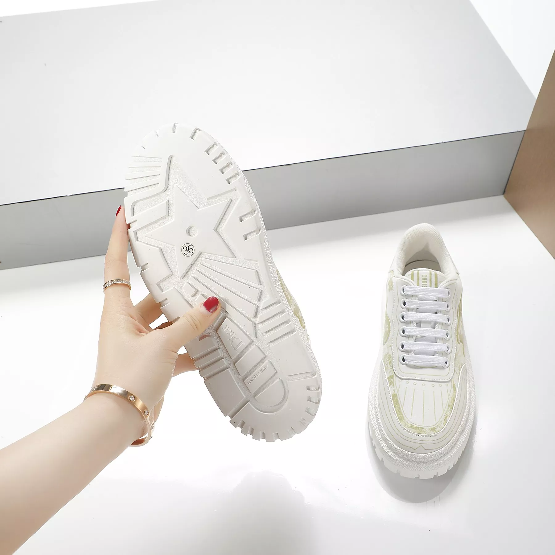 Trendy 9867 Christian Dior Casual Shoes For Women