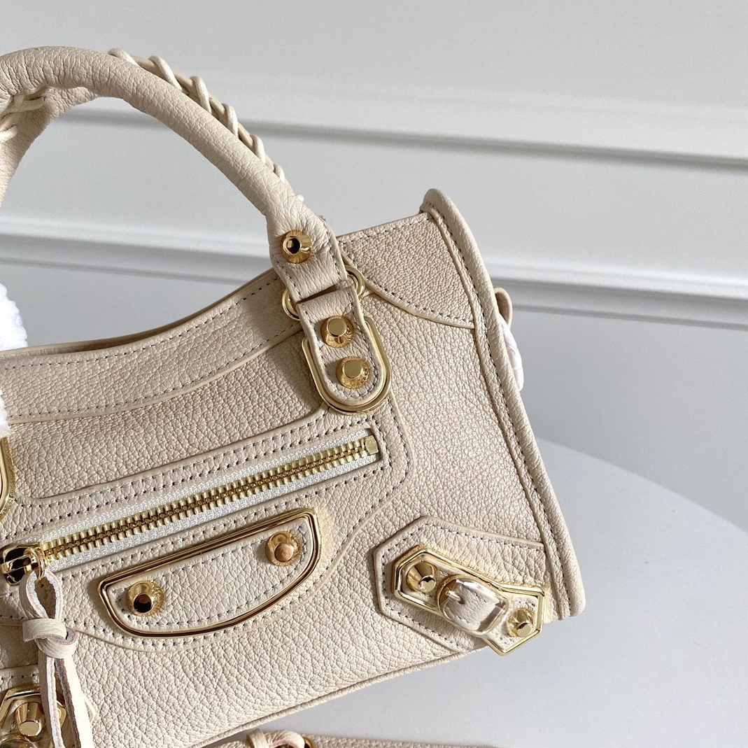 Trendy 9920 Balenciaga AAA Quality Handbags For Women